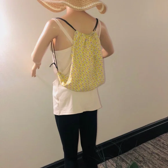 Drawstring backpack - Picture 4 of 4